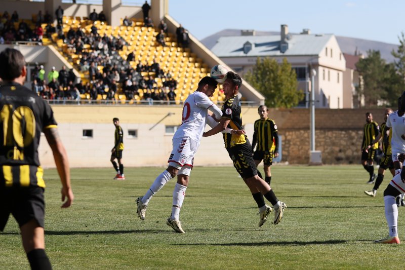 Bayburtspor, Gençosman’da Çorum FK’ya 2-1 Yenildi