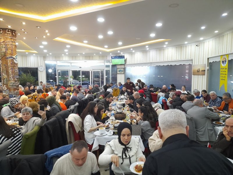 Trabzon Bayburtlular Derneği'nin Geleneksel İftar Yemeği Coşkusu