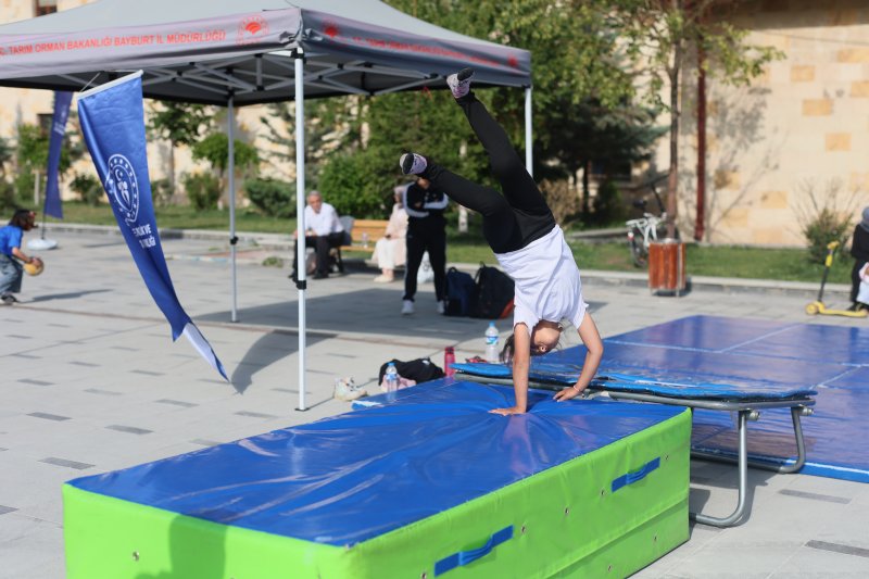 Bayburt’un Kalbi Bugün Sporla Attı, Saray Bahçesinde Spora Doydular