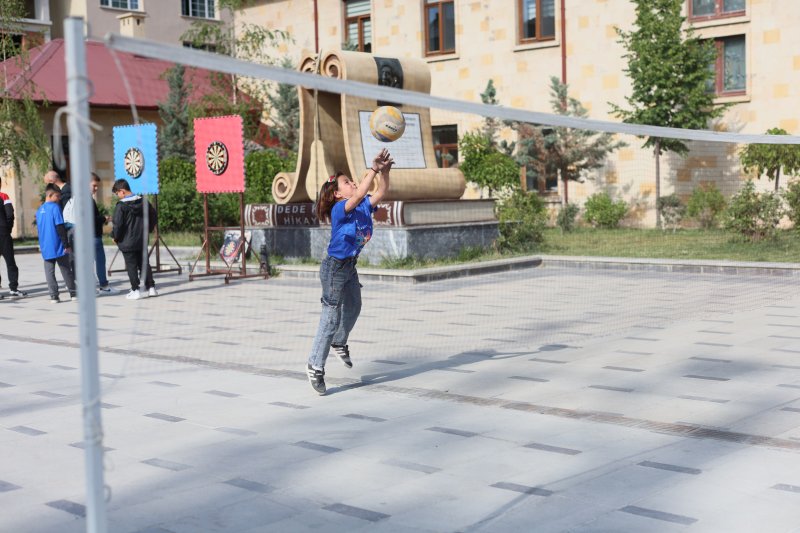 Bayburt’un Kalbi Bugün Sporla Attı, Saray Bahçesinde Spora Doydular