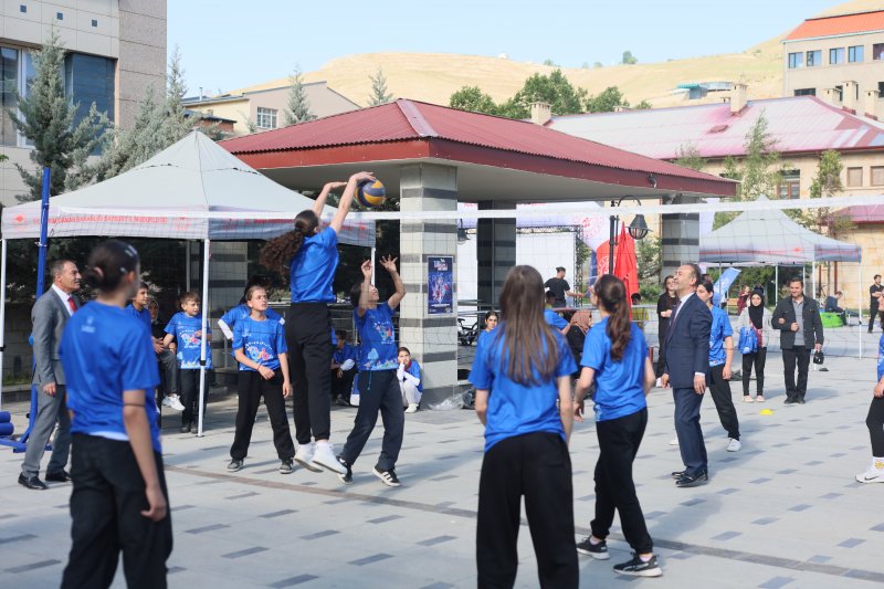 Bayburt’un Kalbi Bugün Sporla Attı, Saray Bahçesinde Spora Doydular