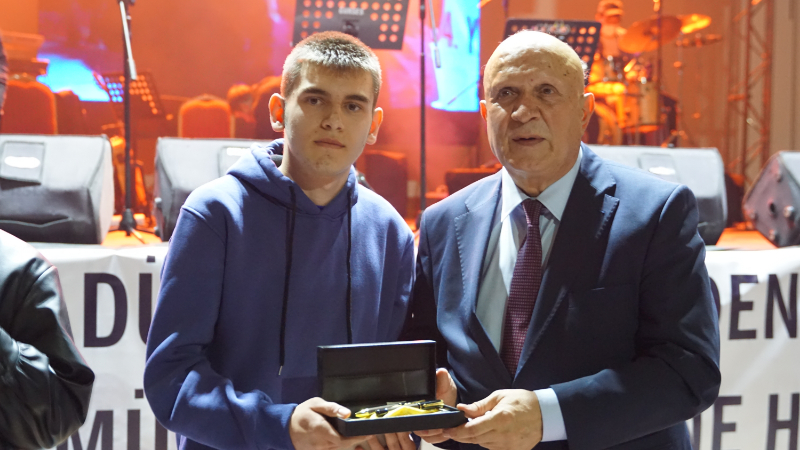 21 Şubat Kurtuluş Gecesi