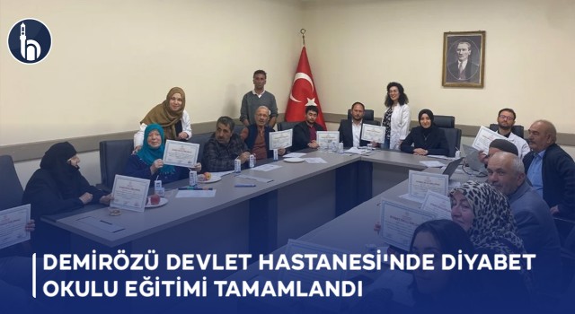 Bayburt'un Demirözü İlçe Devlet Hastanesi'nde Diyabet Okulu Eğitimi Tamamlandı