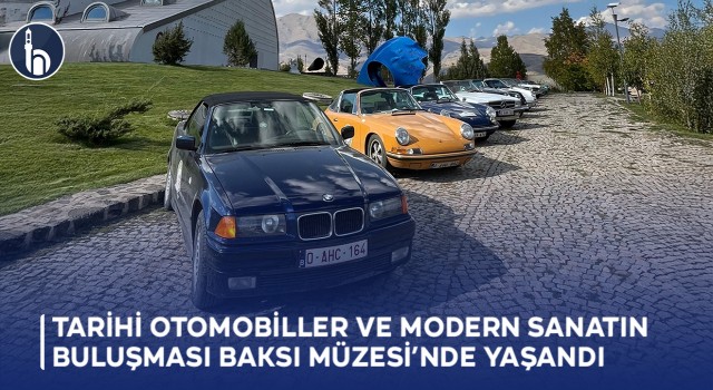 Tarihi Otomobiller ve Modern Sanatın Buluşması Baksı müzesi’nde Yaşandı