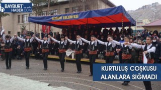 Kurtuluş Coşkusu Alanlara Sığmadı