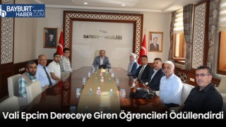 Vali Epcim Dereceye Giren Öğrencileri Ödüllendirdi